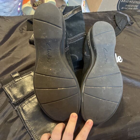 Clarks Womens 8M Tall Form Fit Riding Boot Black Suede & Leather. Side Zip. - Picture 3 of 4